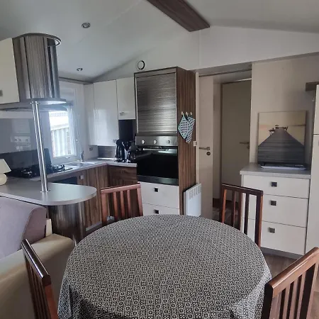 Agreable Mobil F122 Parque de Campismo Saint-Jean-de-Monts