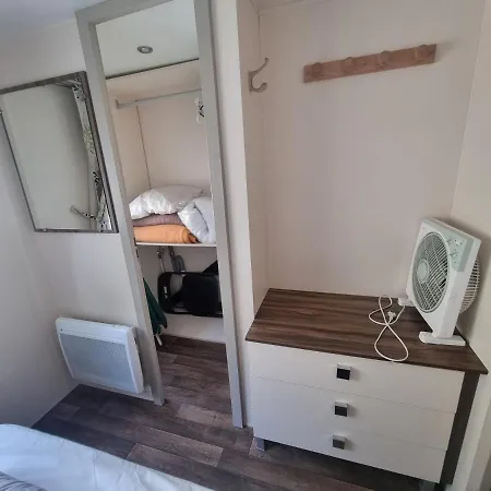 Agreable Mobil F122 Parque de Campismo